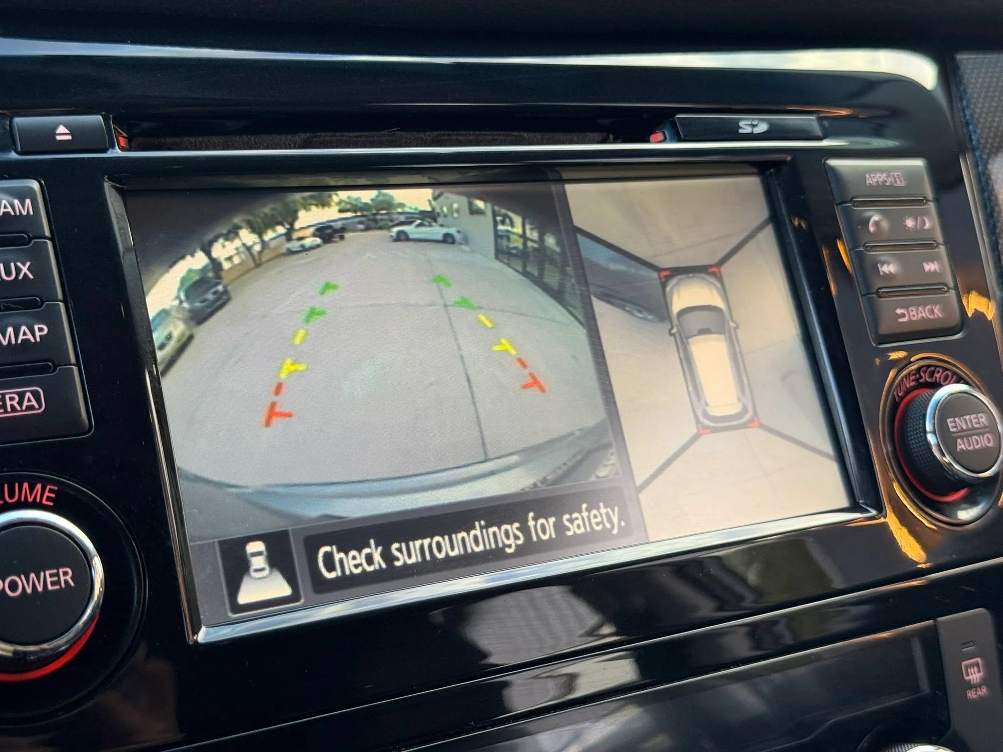 Used 2015 Nissan Rogue SL FWD image 22