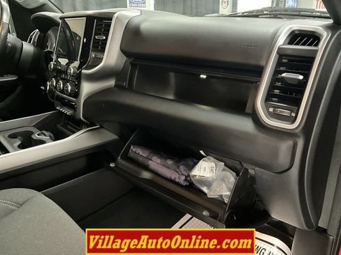 Used 2023 RAM 1500 Big Horn AWD/4WD image 41