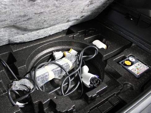 Used 2024 Nissan Ariya FWD image 31