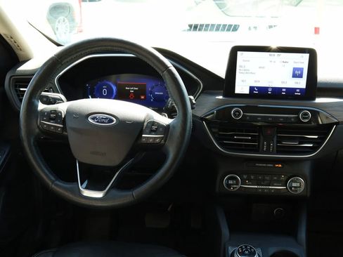 Used 2020 Ford Escape Titanium AWD/4WD image 35