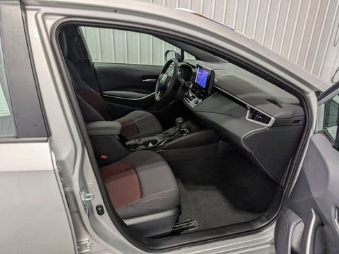 Used 2025 Toyota Corolla SE FWD image 27