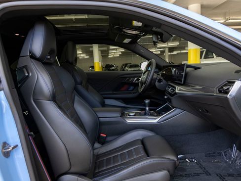 Used 2024 BMW M2 w/ Lighting Package RWD image 28