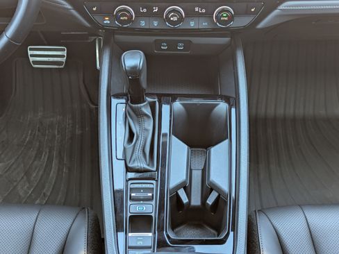 Used 2024 Honda Accord Sport image 18