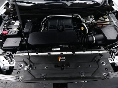Used 2024 GMC Canyon Elevation w/ Convenience Package RWD image 32