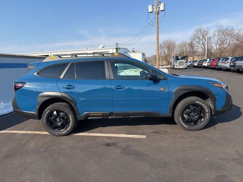 Used 2022 Subaru Outback Wilderness image 6