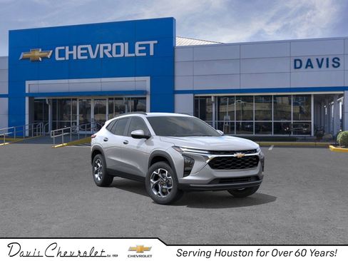 New 2026 Chevrolet Trax LT w/ Driver Confidence Package image 1
