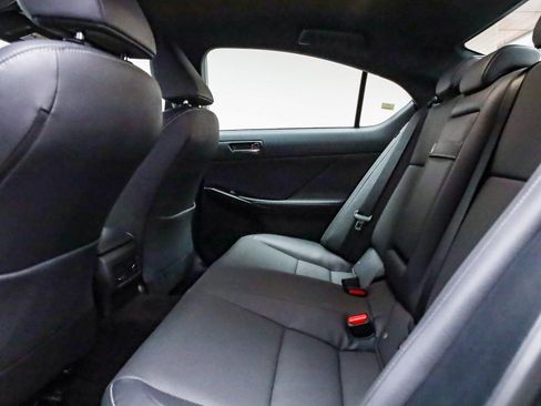 Used 2025 Lexus IS 300 F Sport image 19