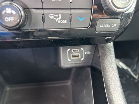 Certified 2022 Jeep Compass Limited image 42