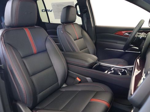 New 2026 Chevrolet Traverse RS FWD image 20