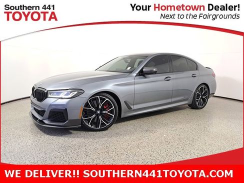 Used 2021 BMW M550i xDrive image 1