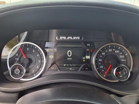 New 2026 RAM 2500 Tradesman AWD/4WD image 12