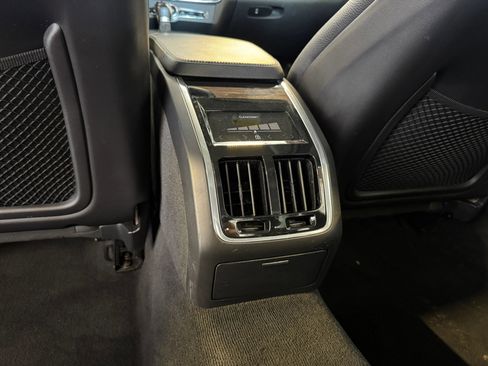 Used 2018 Volvo S90 T5 Momentum w/ Convenience Package image 25