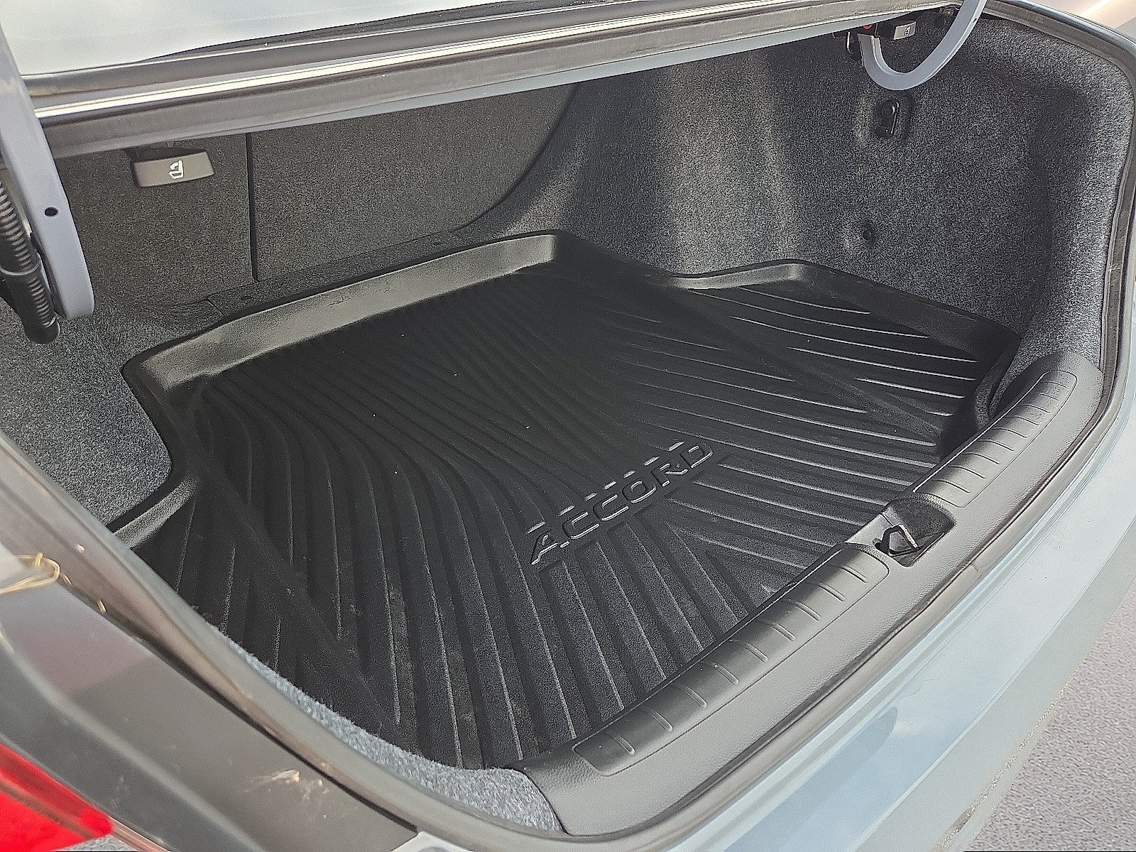 Used 2021 Honda Accord Sport image 18