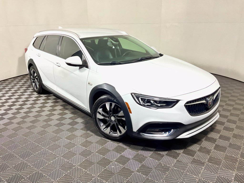 Used 2019 Buick Regal Essence w/ Driver Confidence Package I AWD/4WD image 5