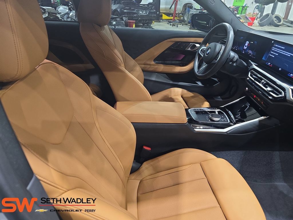 Used 2024 BMW 230i xDrive Coupe w/ Premium Package AWD/4WD image 10