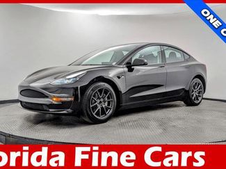 Used 2023 Tesla Model 3 Standard Range video 1
