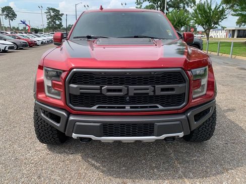 Used 2019 Ford F150 Raptor w/ Equipment Group 802A Luxury AWD/4WD image 3