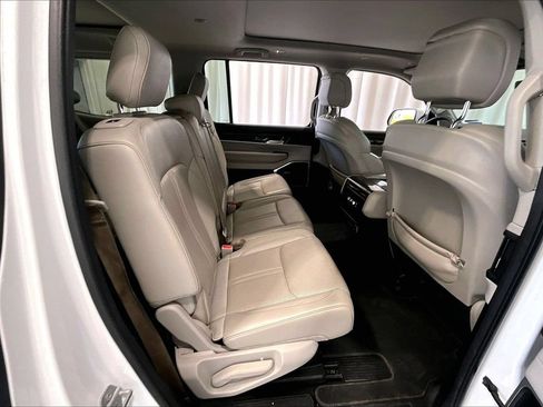 Used 2022 Jeep Wagoneer Series II w/ Premium Group I RWD image 25