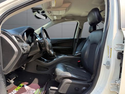 Used 2018 Dodge Journey Crossroad AWD/4WD image 15