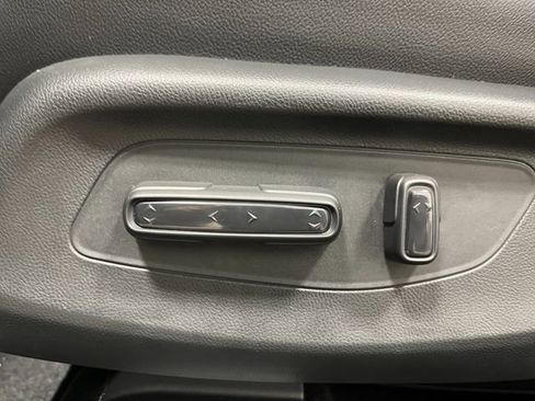 New 2026 Honda HR-V EX-L image 11
