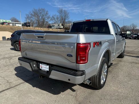 Used 2015 Ford F150 Platinum w/ Equipment Group 701A Luxury image 3