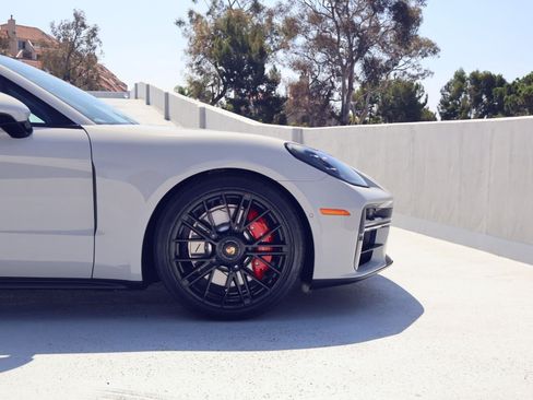New 2026 Porsche Panamera GTS AWD/4WD image 11