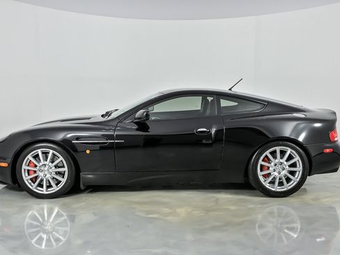 Used 2006 Aston Martin Vanquish S RWD image 8