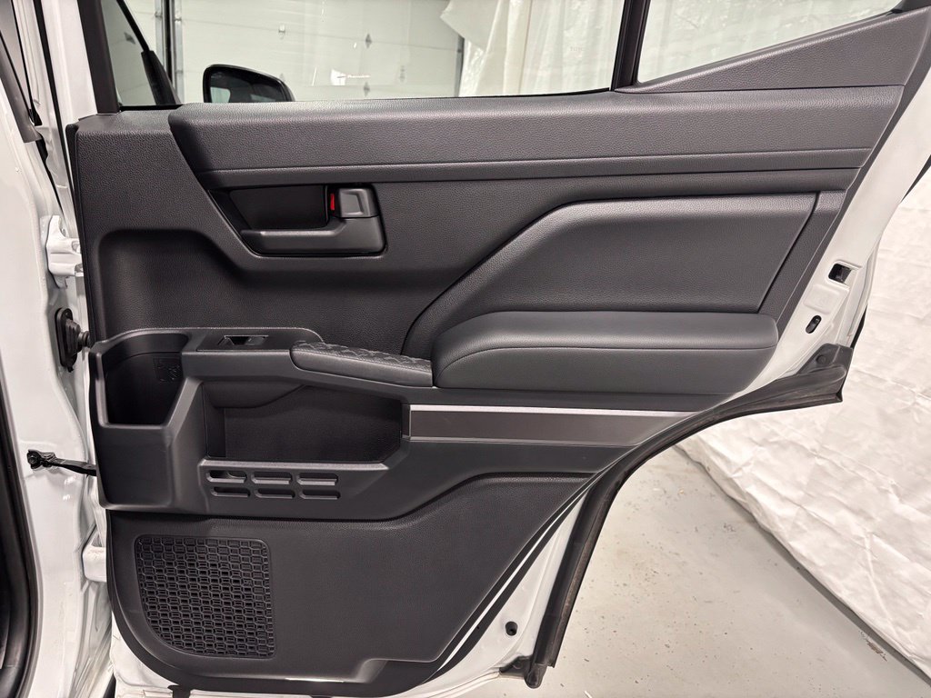 Used 2026 Toyota 4Runner SR5 AWD/4WD image 49