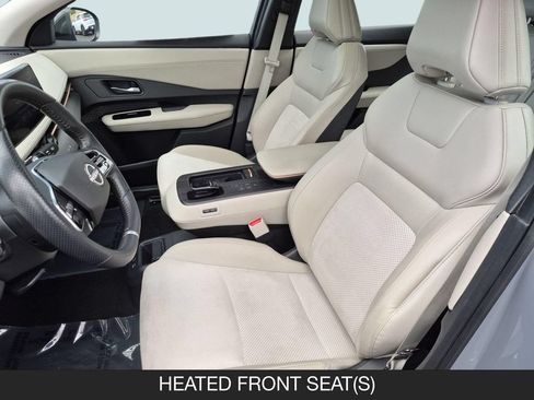 Used 2024 Nissan Ariya FWD image 14