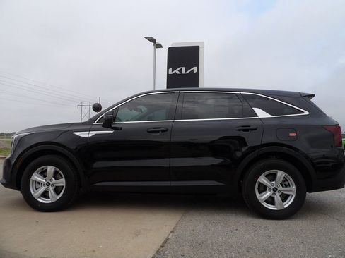 New 2026 Kia Sorento LX image 1