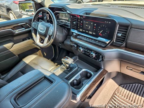 Certified 2022 GMC Sierra 1500 Elevation w/ Elevation Premium Package AWD/4WD image 23