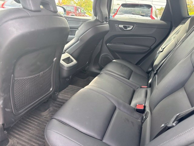 Used 2024 Volvo XC60 B5 Plus w/ Protection Package Premier AWD/4WD image 6