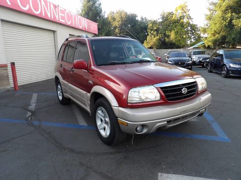 Used 2001 Suzuki Grand Vitara Limited image 2