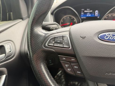 Used 2017 Ford Focus ST FWD image 15
