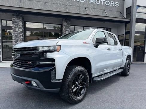 Used 2020 Chevrolet Silverado 1500 LT Trail Boss AWD/4WD image 17