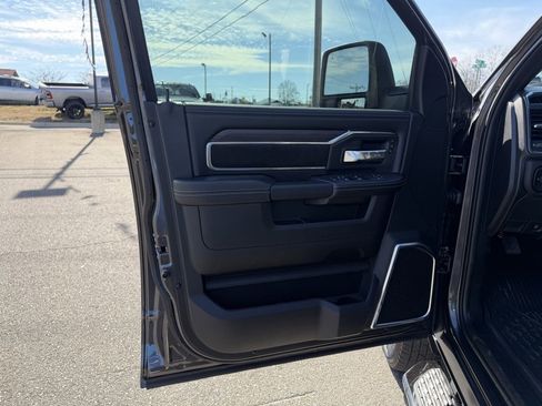 Used 2025 RAM 3500 Laramie w/ Night Edition image 13