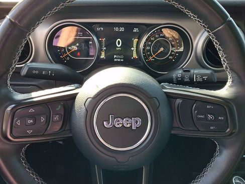 Used 2021 Jeep Wrangler Unlimited Sport AWD/4WD image 24