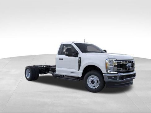 New 2025 Ford F350 XL w/ XL Chrome Package AWD/4WD image 7
