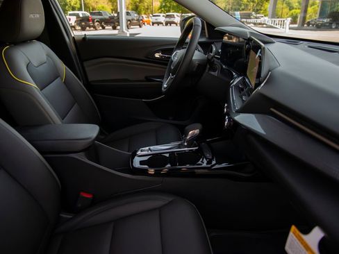 New 2026 Chevrolet Trax ACTIV w/ Driver Confidence Package FWD image 16