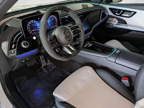 New 2026 Mercedes-Benz E 53 AMG e 4MATIC Wagon image 3