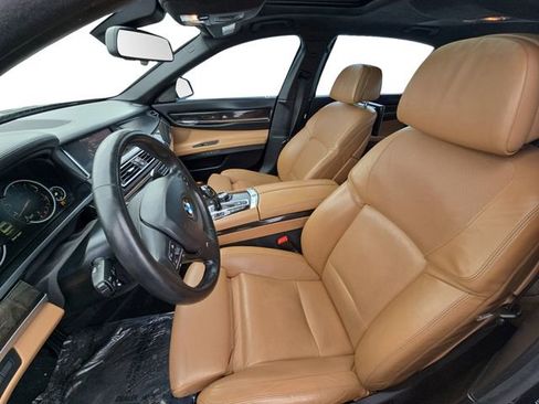 Used 2015 BMW 750Li xDrive image 14
