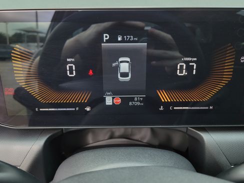 Used 2025 Kia K4 FWD image 31