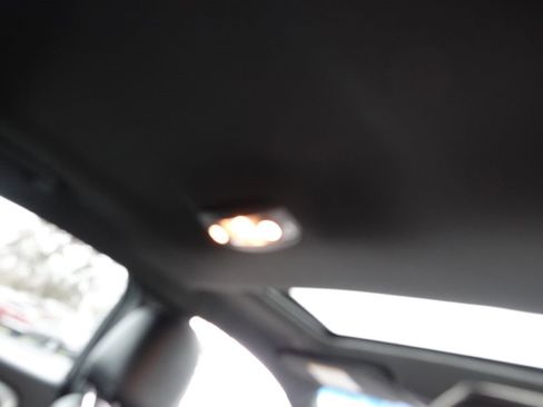 Used 2017 Ford Taurus SEL w/ Equipment Group 201A image 28