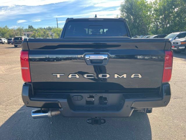 Used 2024 Toyota Tacoma Limited w/ Limited Package (LT) AWD/4WD image 4