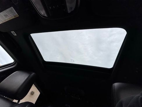 Used 2024 Dodge Durango GT image 35