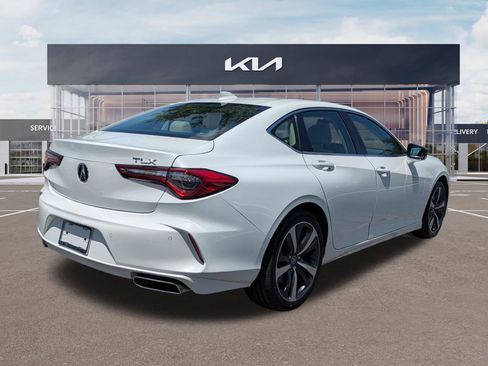Used 2024 Acura TLX w/ Technology Package FWD image 4