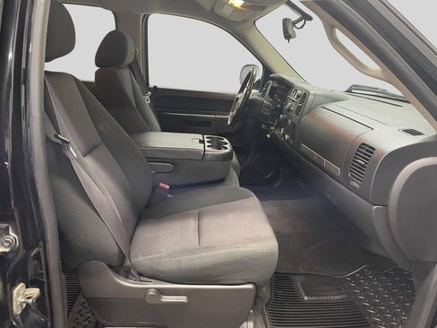 Used 2011 Chevrolet Silverado 1500 LT w/ All-Star Edition AWD/4WD image 10