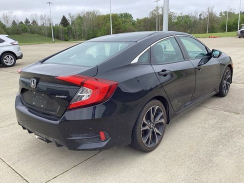 Used 2019 Honda Civic Sport image 10