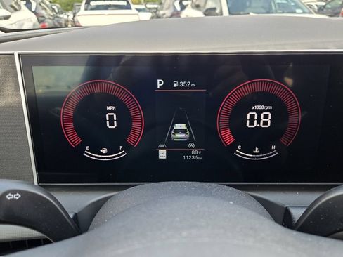 Certified 2026 Hyundai Tucson SE FWD image 23