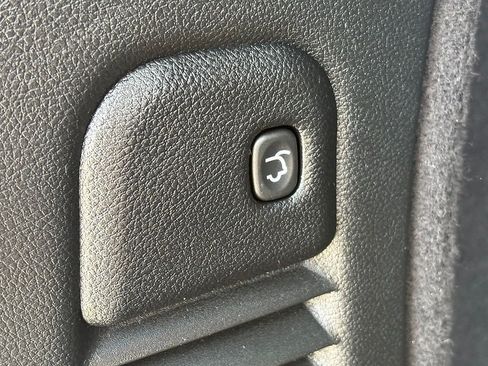 Used 2024 Dodge Durango R/T RWD image 7